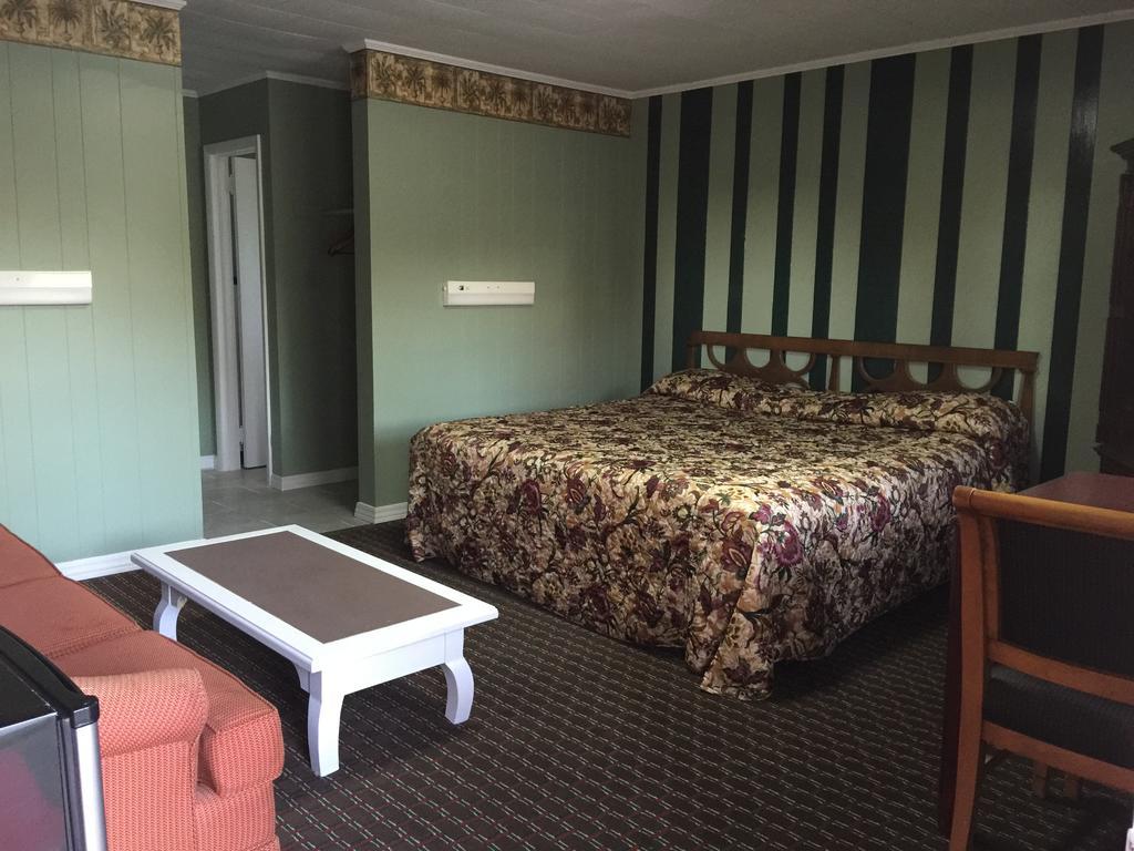 Skyland Motel Cornelia Dış mekan fotoğraf
