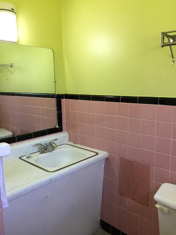 Skyland Motel Cornelia Dış mekan fotoğraf